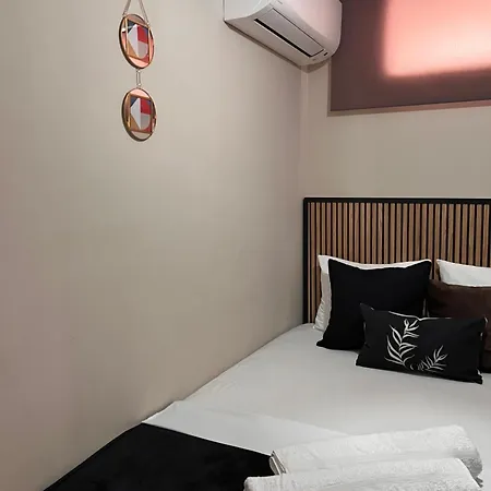 Room Sestoa-2